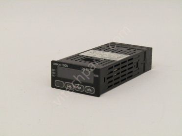 Omron E5GN-R1T-C